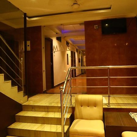 Deluxe Hotel เชนไน ภายนอก รูปภาพ