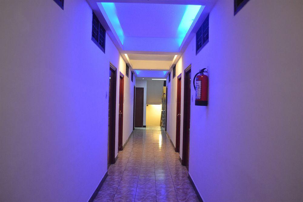 Deluxe Hotel เชนไน ภายนอก รูปภาพ