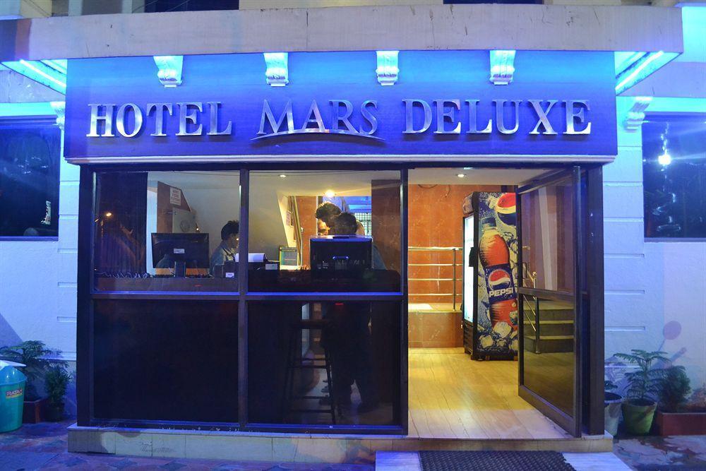 Deluxe Hotel เชนไน ภายนอก รูปภาพ