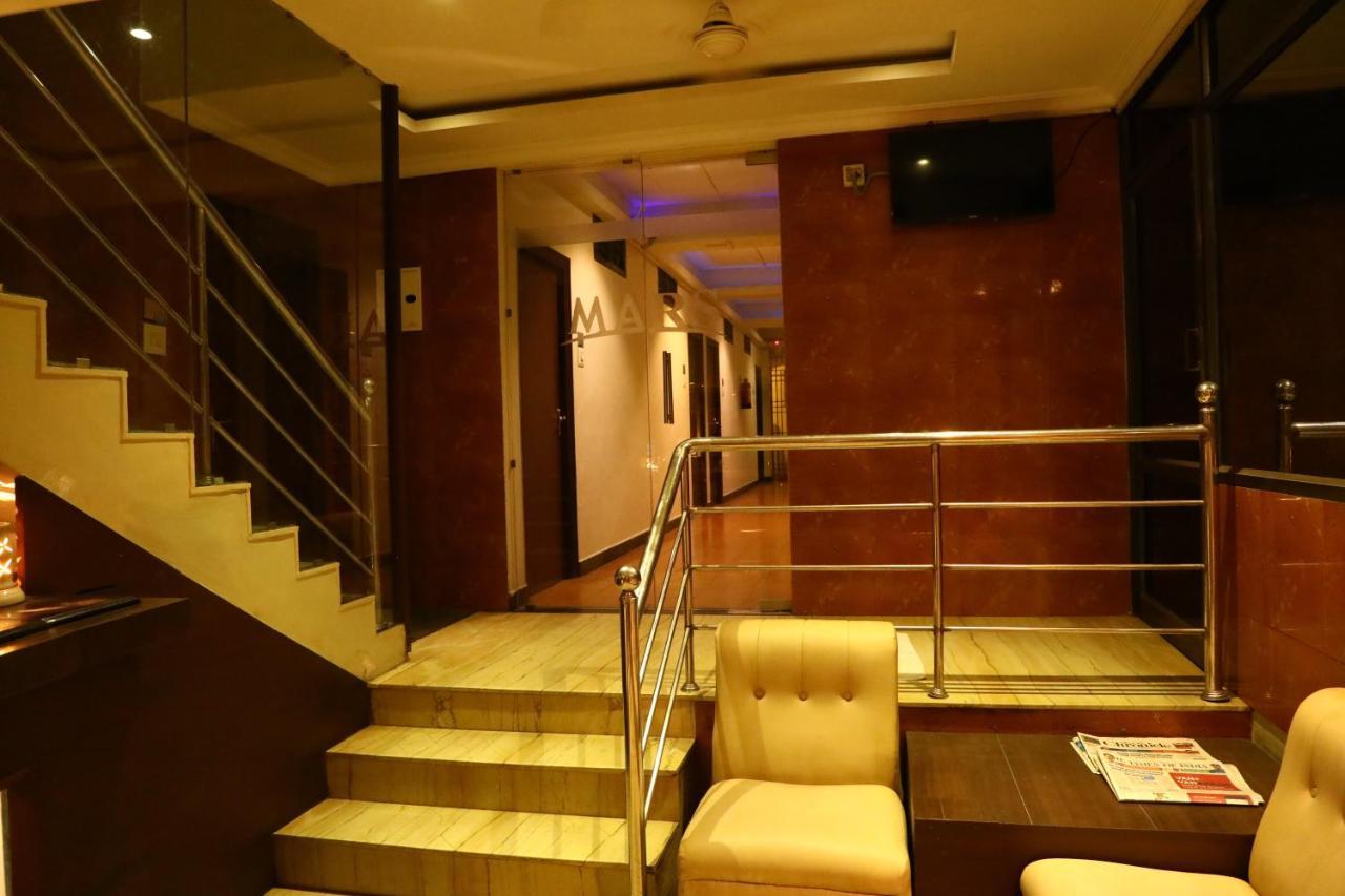 Deluxe Hotel เชนไน ภายนอก รูปภาพ
